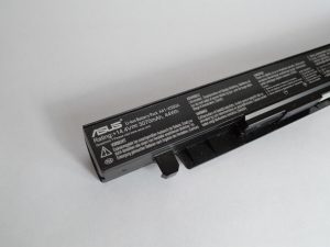 آموزش تعویض باتری Asus R510CA-OB01